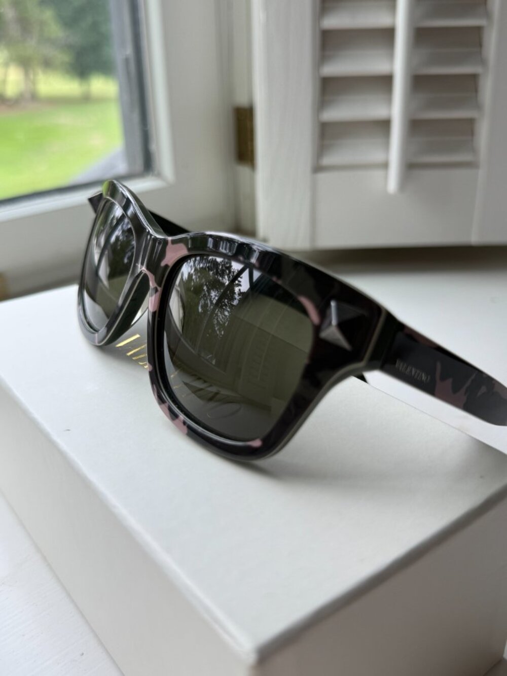 Valentino Rock Stud Sunglasses with case and box MSRP $515 - Picture 2 of 11